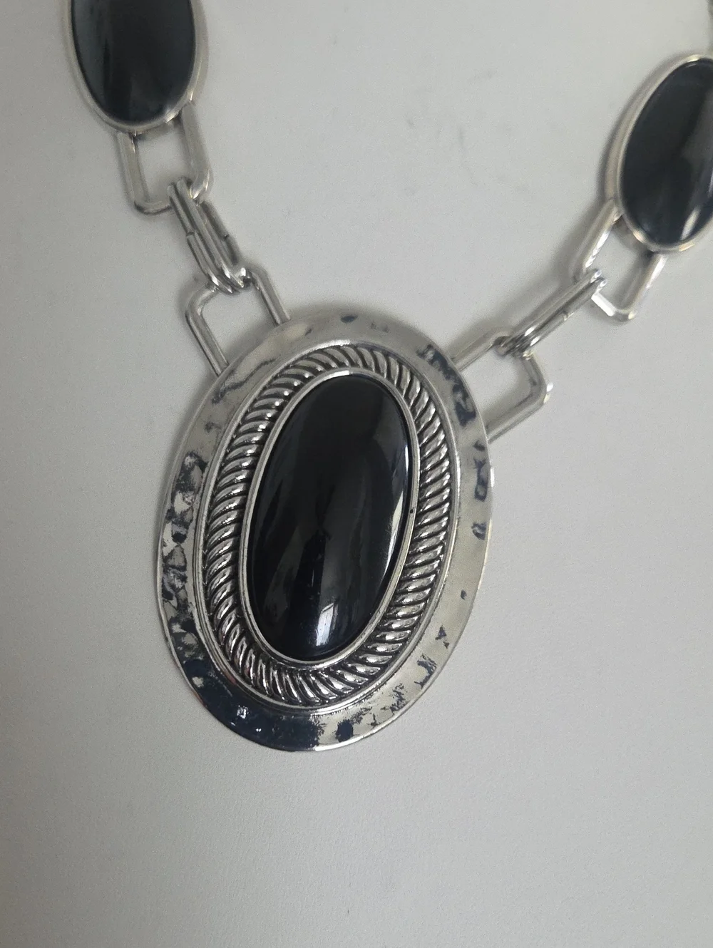 Paparazzi Black Pemdent Necklace NWT
